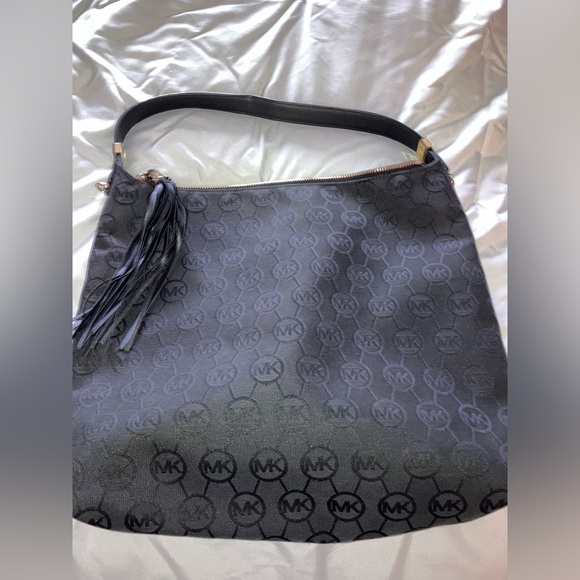 Michael Kors Hobo Bag - Picture 4 of 6